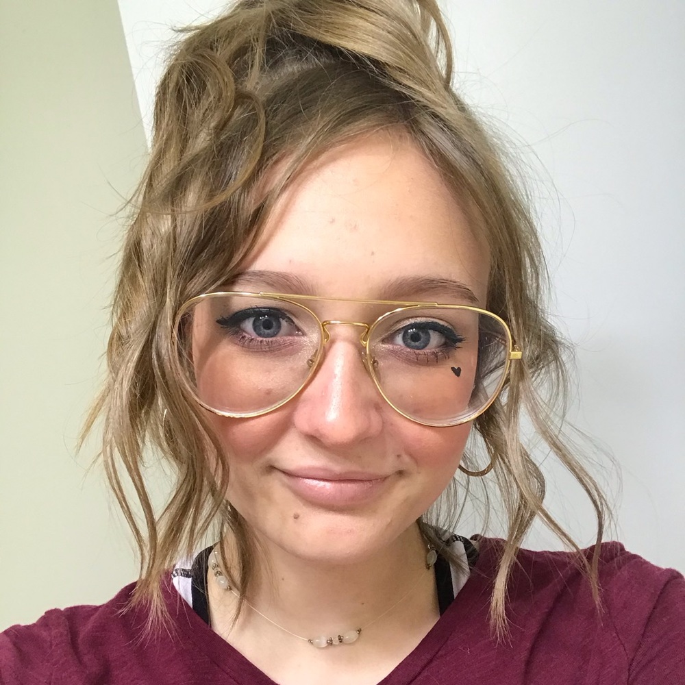 Meet your Posher, Alyse